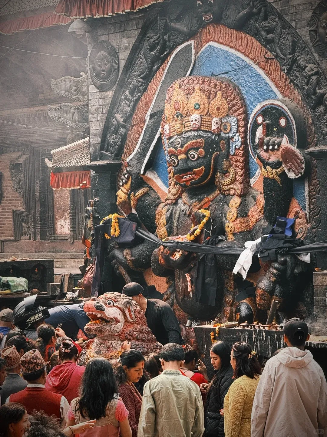 尼泊尔10天9晚6999元起，纯玩0购，4-5钻酒店，特别安排尼泊尔歌舞风味餐，参团即送马萨拉奶茶/塔奴民族歌舞/费娃湖夜祭/手工水牛老酸奶