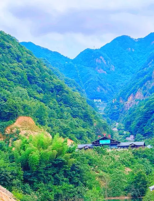 00119f3eeed667215f25655c8e0937f8-sz_84880