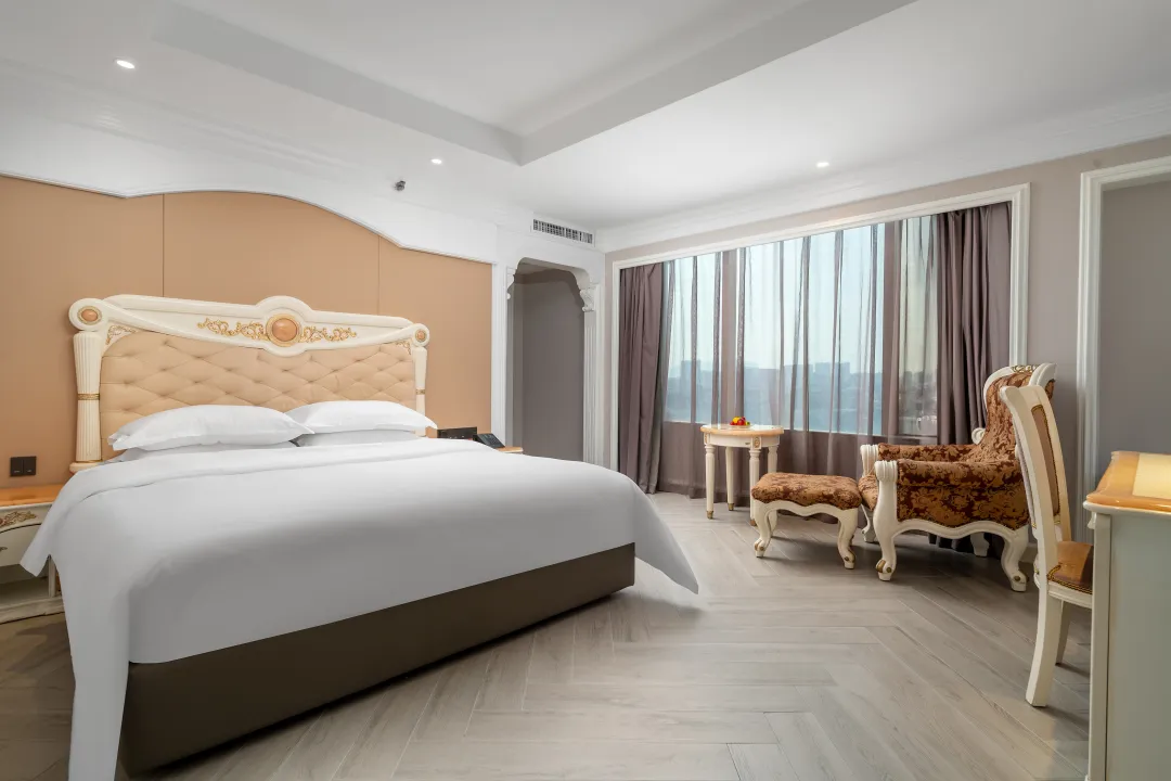 0189d76c0c36e2213ea62c4310680f54-sz_1464004-1