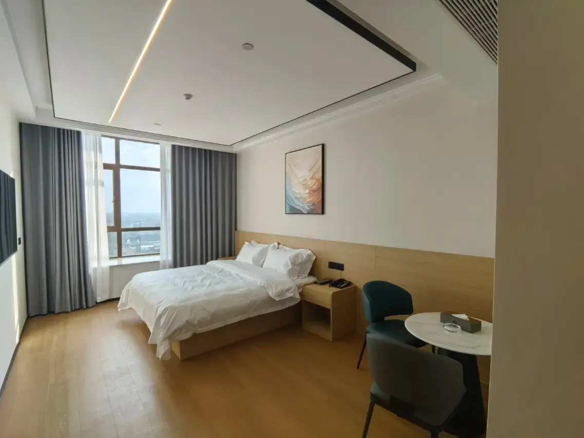 0201w12000qeu4enw6B6F_W_1280_853_R5