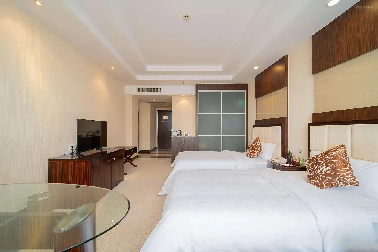 0202z12000935pm471149_W_1280_853_R5-1