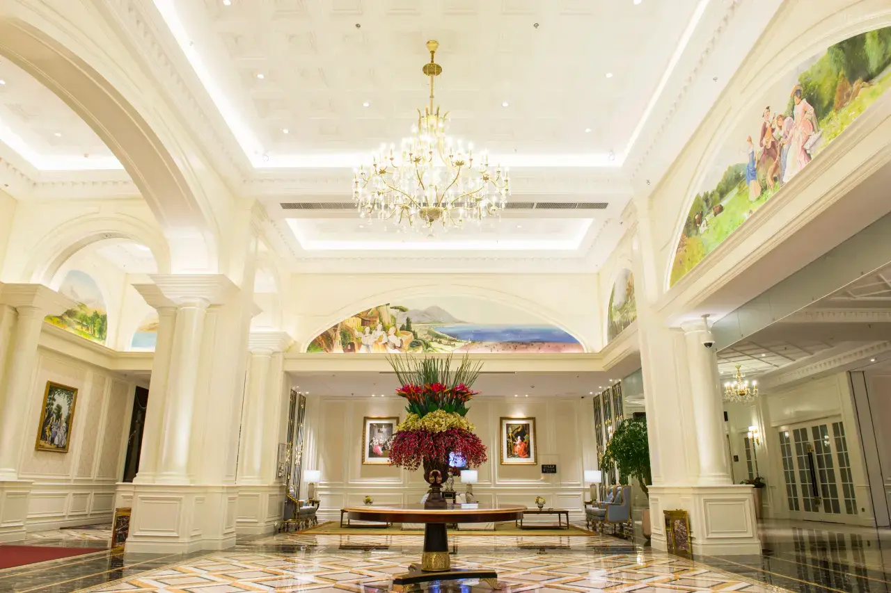 0205b12000a0w8xlm388B_W_1280_853_R5