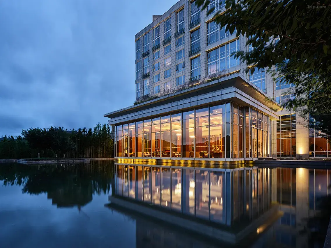 02061120008tkw8so6F78_W_1280_853_R5