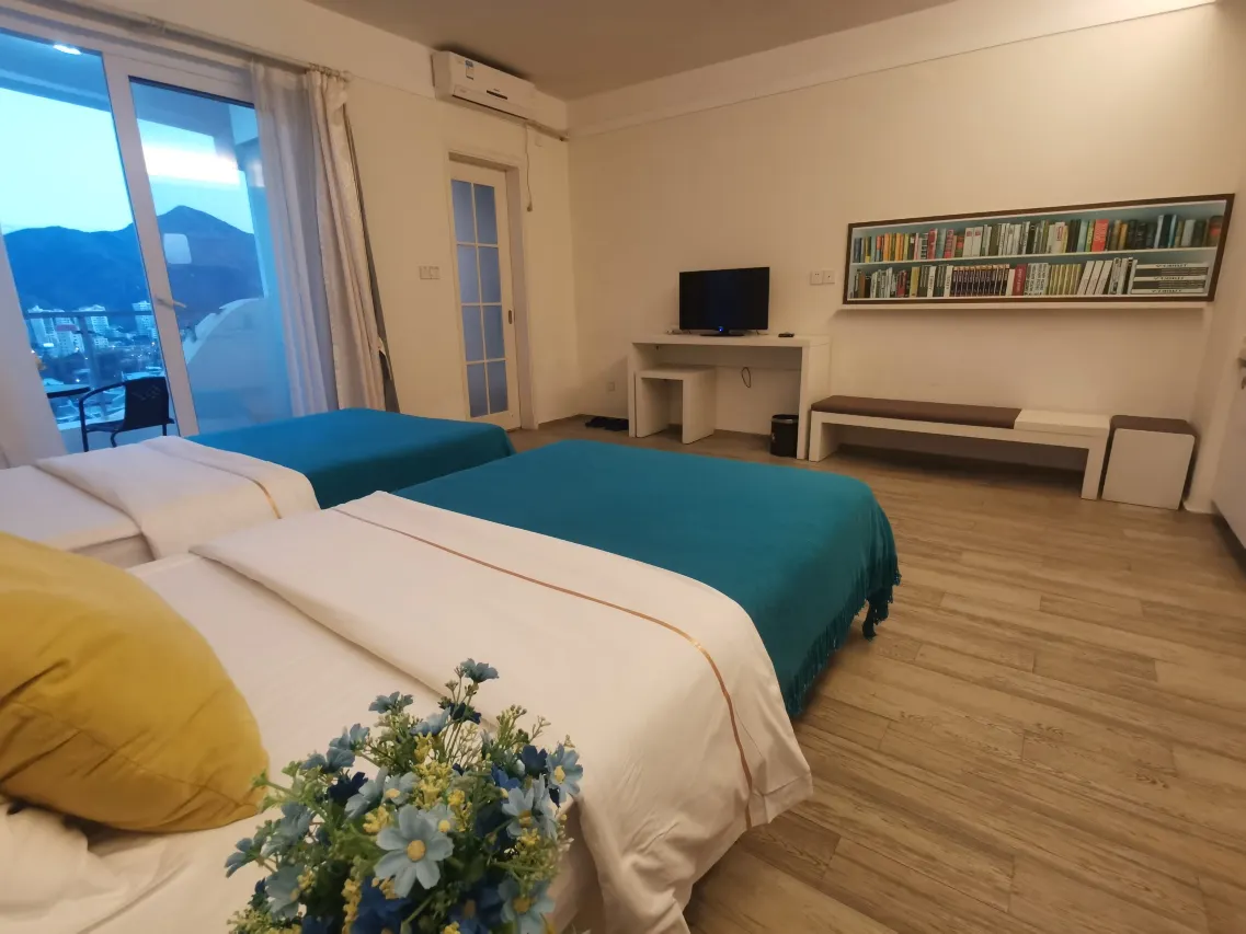 0206i120008ezvd0n2D40_W_1280_853_R5