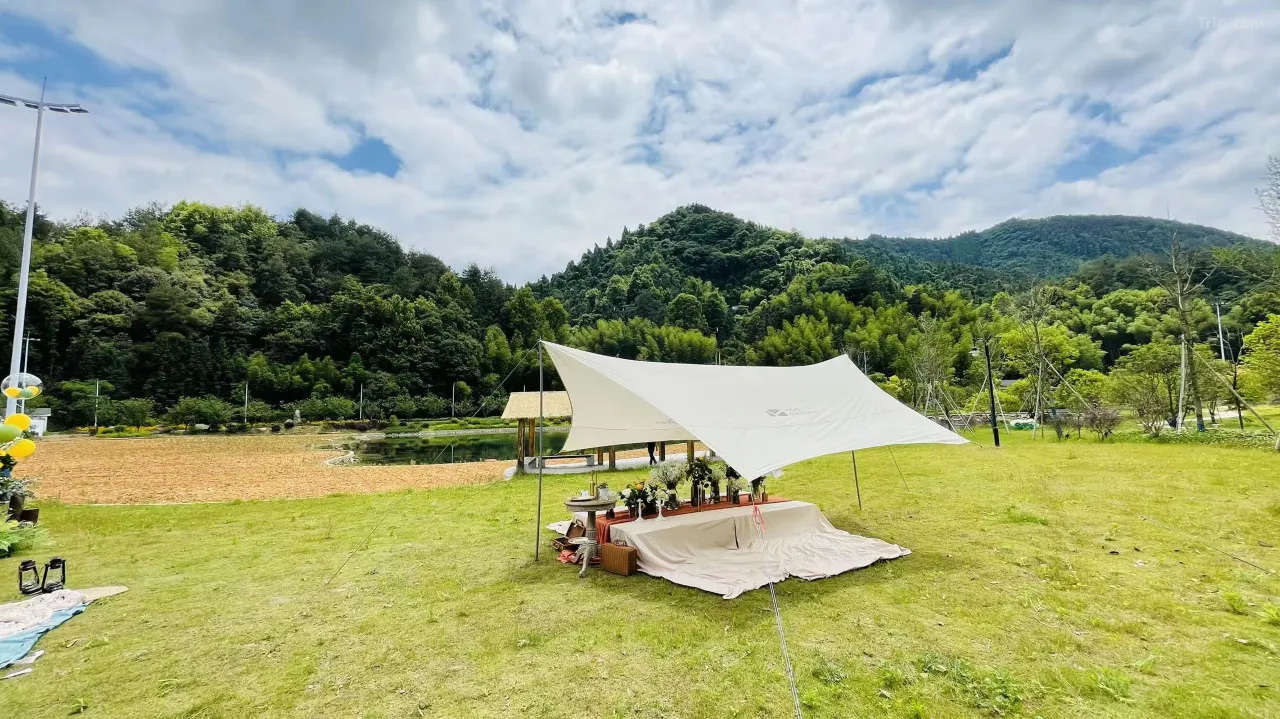 0206j120009hm75ll55CB_W_1280_853_R5