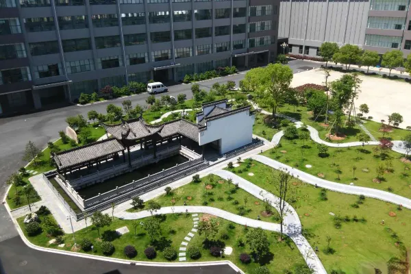 0221i120008aanjsdCD91_R_600_400_R5