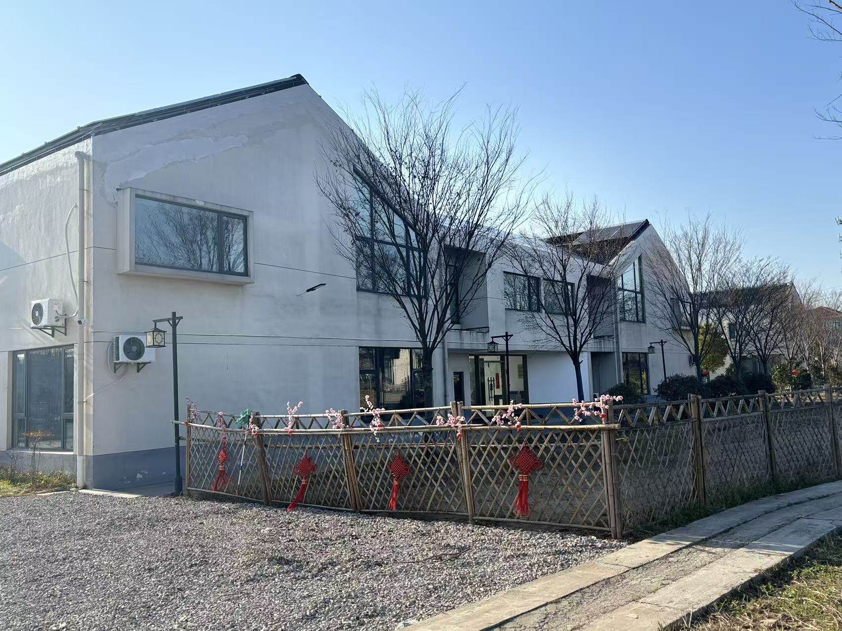 027e3f824854b0bf375a983c9b4ecef9-sz_452319