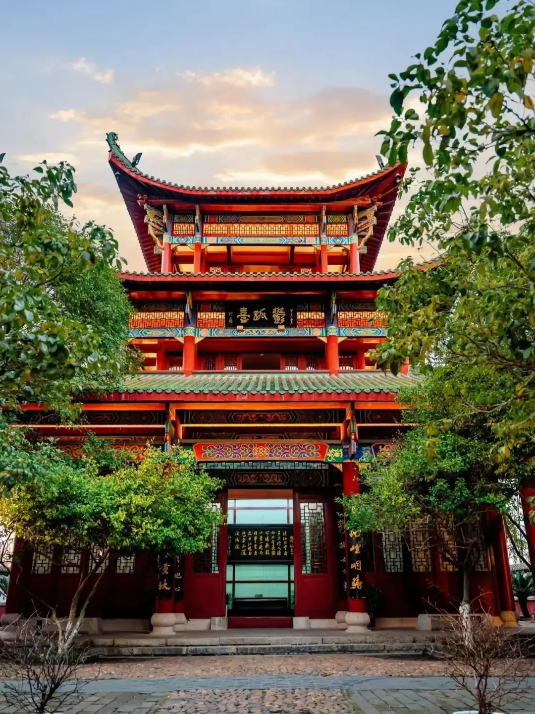 04dae751e6f2869213276bc124c10157-sz_2395553