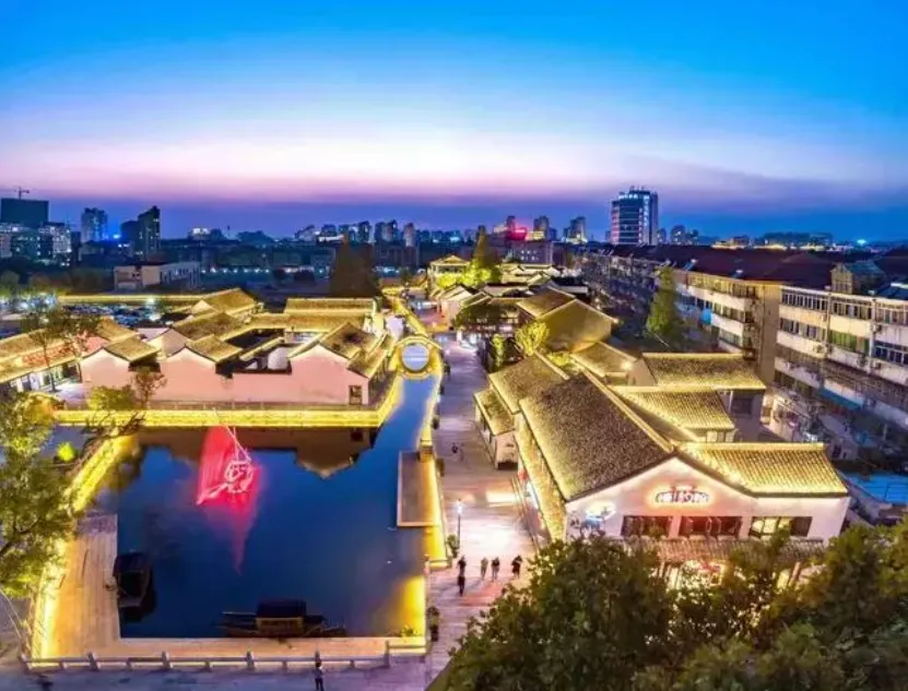 0b749a5b87b24a141f5f75b0b9ab5e0c-sz_799550