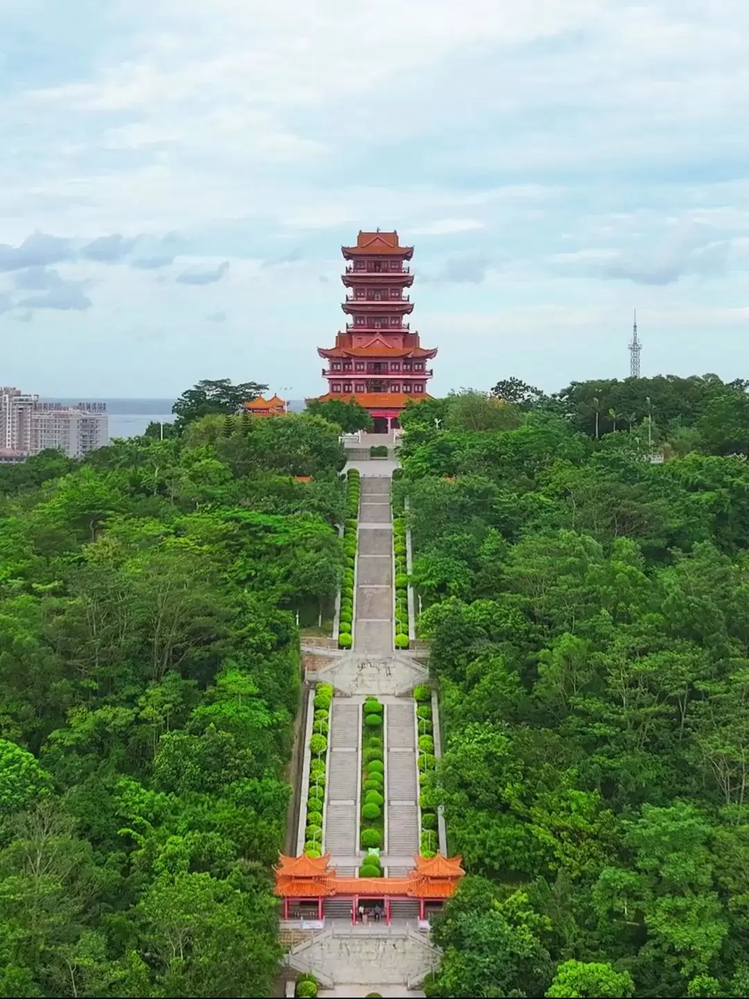 0bf6a8403f6f70b56e044708771cbf22-sz_228764