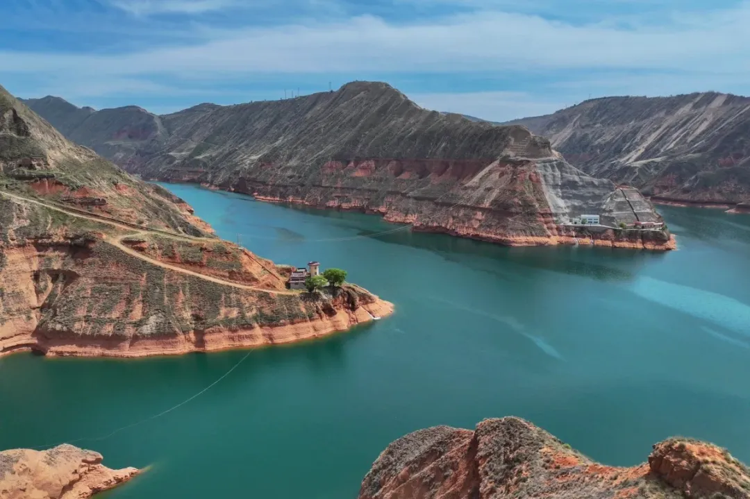 0c60e3589461b3453589c63dfaa24dea-sz_273742