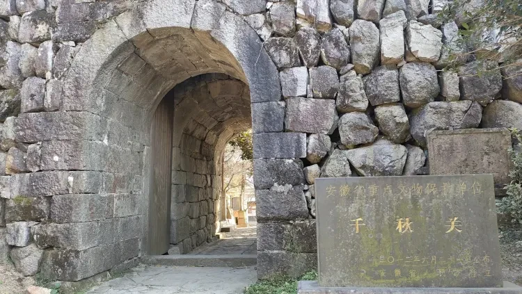 0d3f32007552d834e5d7e19af7a475ed-sz_1075647