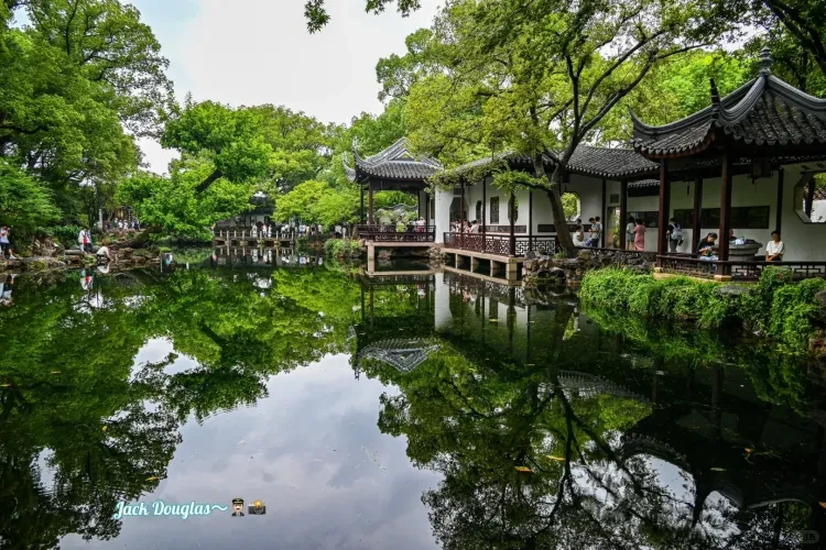 0d4be56754f3de878beb4c2afa543b24-sz_3999909