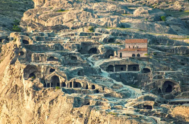 0fb78f37c2b8fd1fb990b241ef925e13-sz_669336