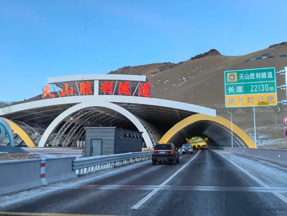 140451912785015e7d4b46189933ad54-sz_863836