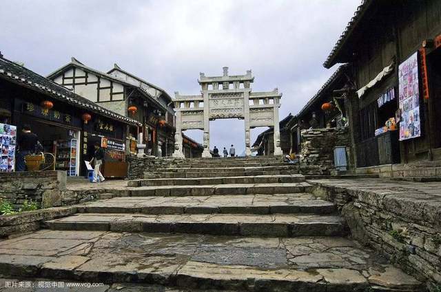 1682671828246DCFdW8m