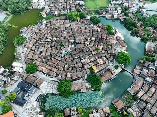 169c5eb3f141e57447c64efb439f1e6d-sz_106378