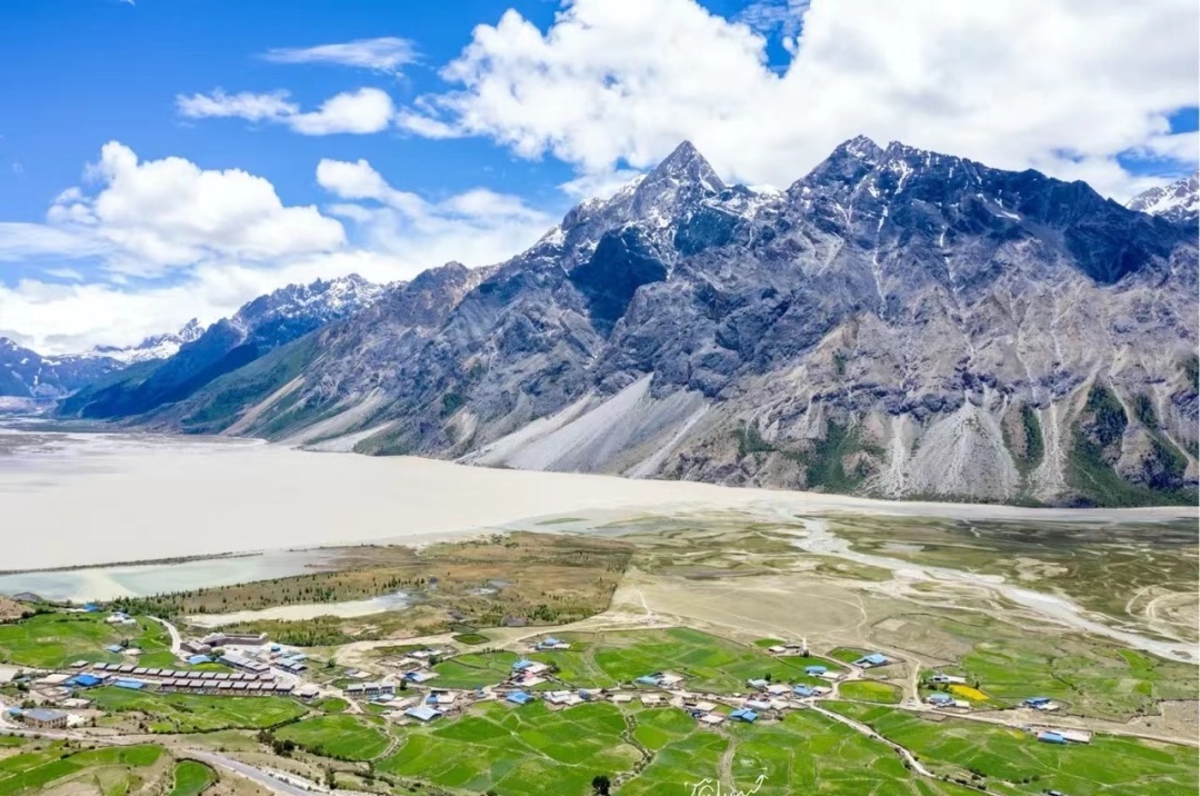 1766975932507_82zYPJRQ