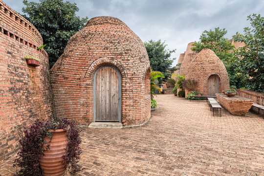 1768288554688_13F46kss