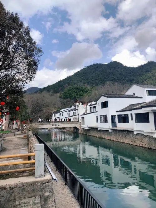 18dfbc9b36f2bbd61e8a0858a7afc1c0-sz_66752