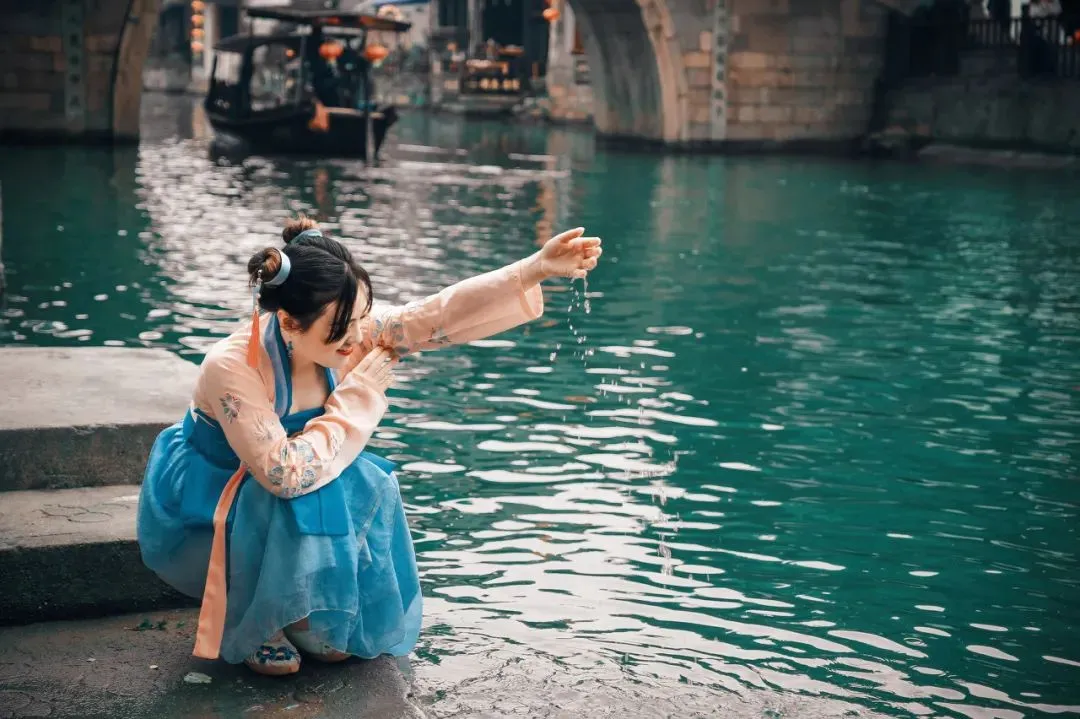 1a20f21f3747335108163e084f7f8457-sz_1781520-2