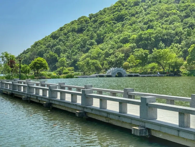 1aa37a3936ef5adb2a607342d1269dcf-sz_1652266