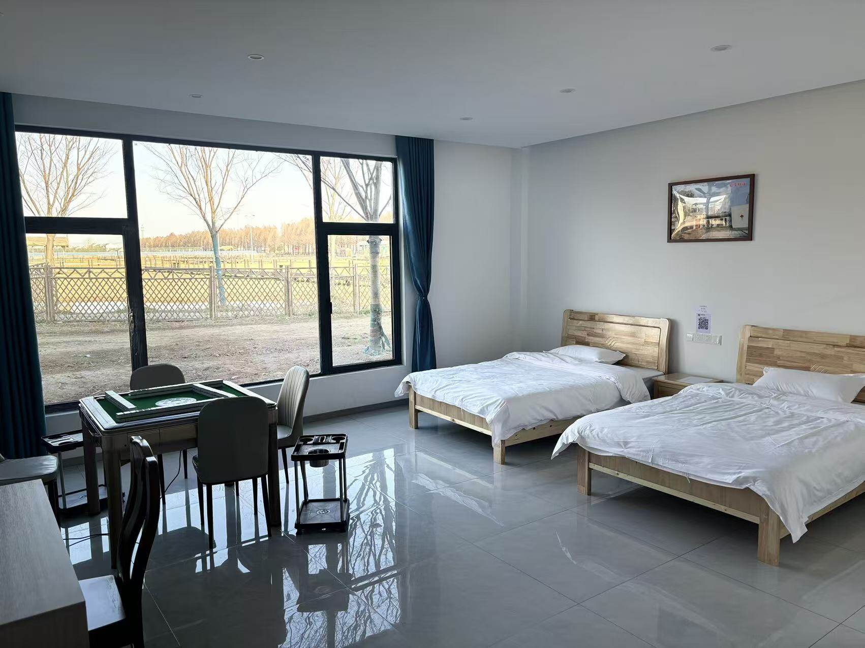 1f4d638ce47078e7d169f9434df7ddae-sz_244021