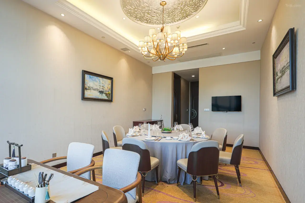 1mc1112000hgetrmq6424_W_1280_853_R5