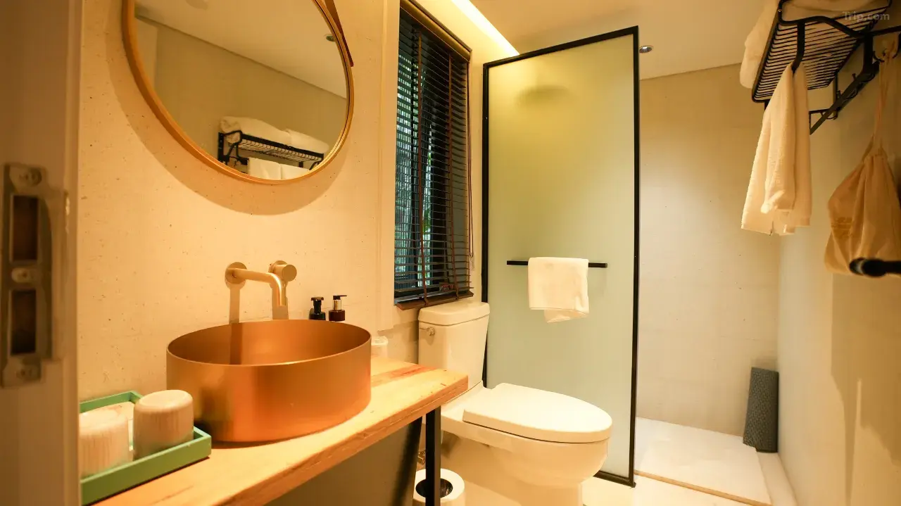 1mc1h12000dyuwolm330D_W_1280_853_R5