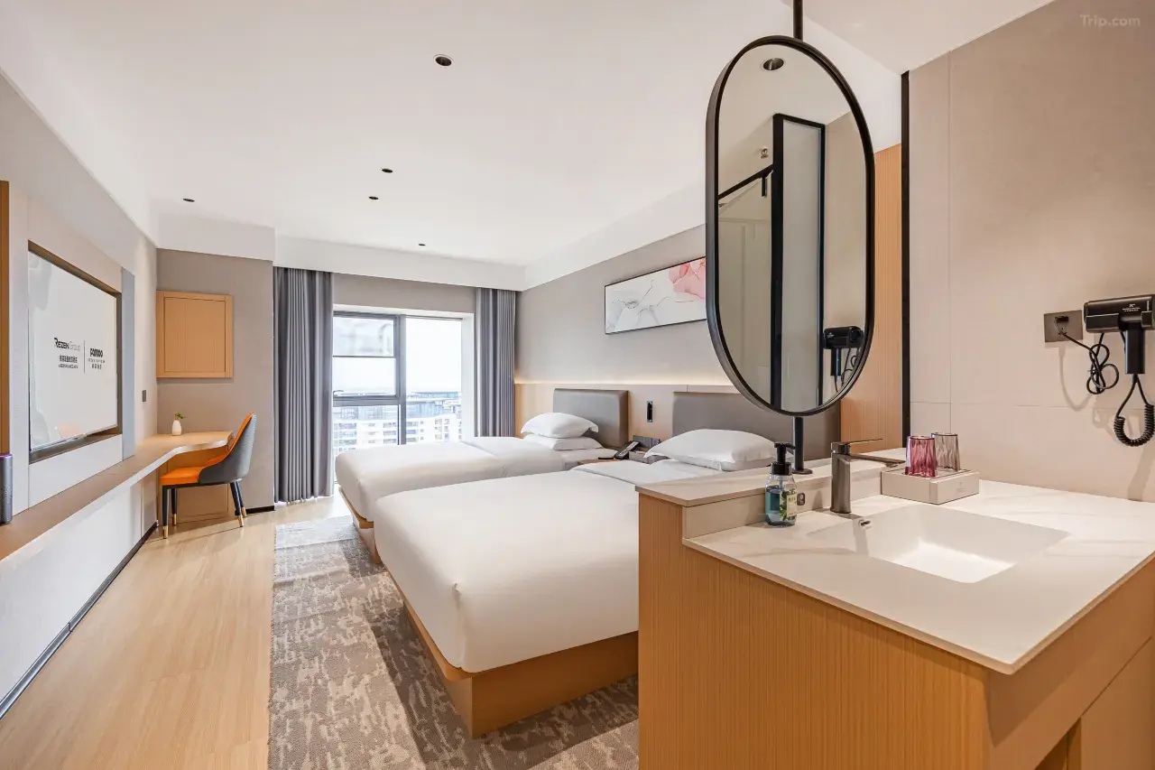 1mc1r12000fiqj8brA9A0_W_1280_853_R5