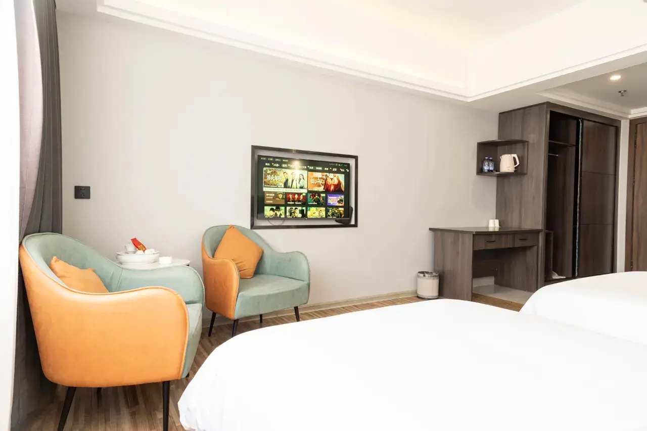 1mc2q12000lkuyzkn5300_W_1280_853_R5