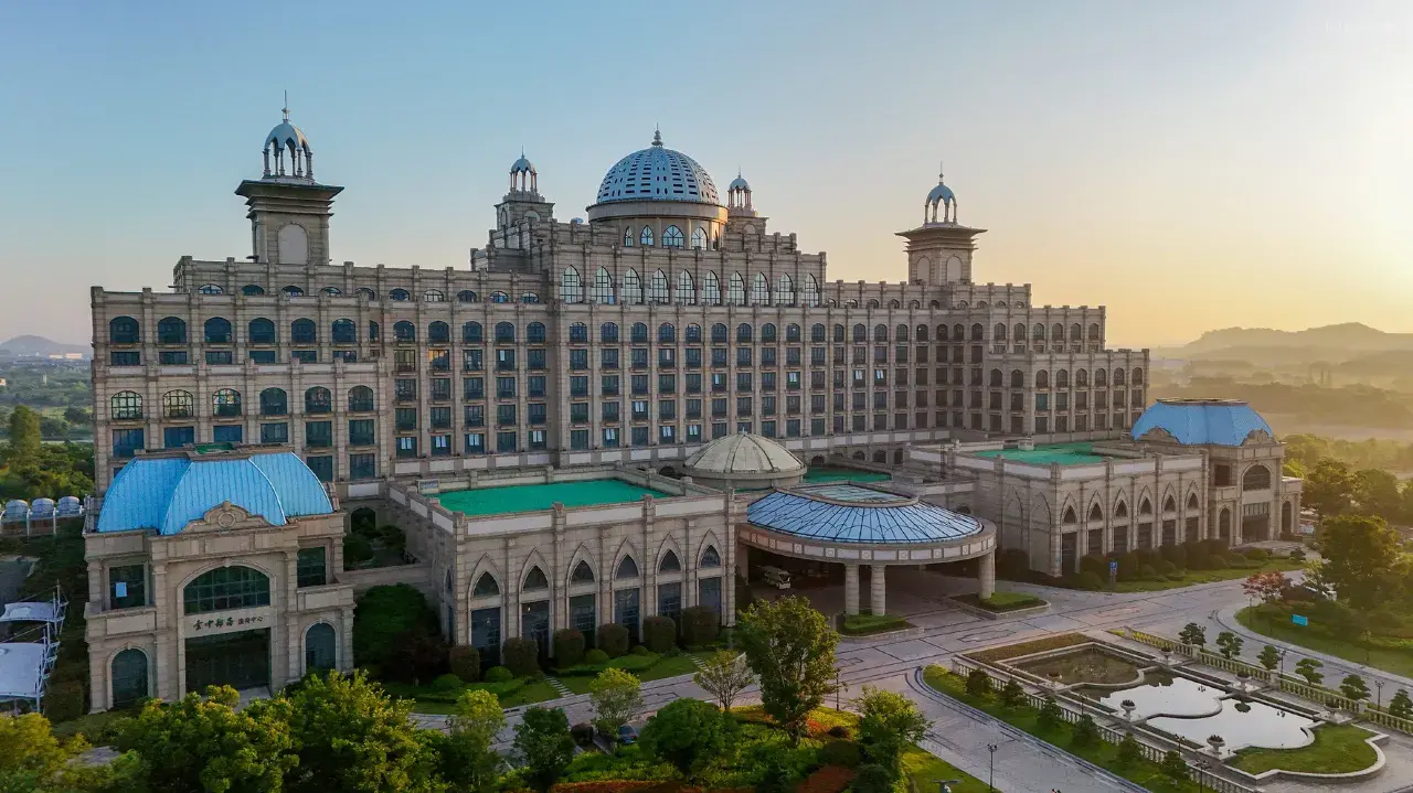 1mc3q12000hggddjl544C_W_1280_853_R5