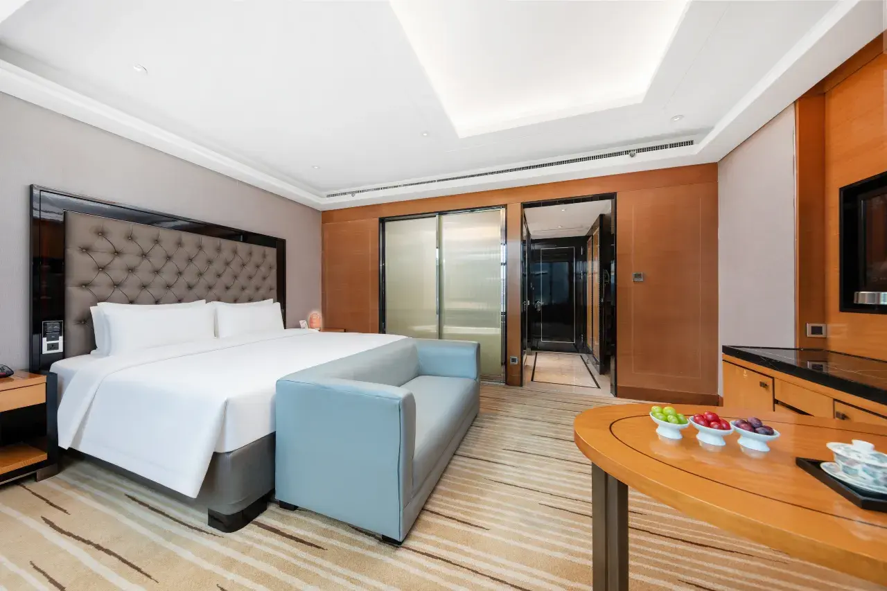 1mc3q12000nt6gxtd25DB_W_1280_853_R5