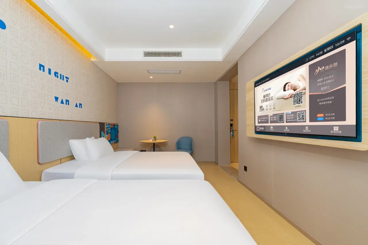 1mc4l12000p47igk00C19_W_1280_853_R5