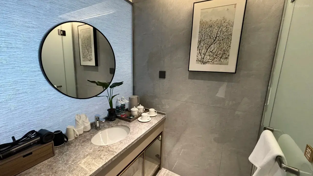 1mc5012000g07j6lh8B54_W_1280_853_R5