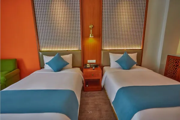 1mc6v12000l1fqt7j8812_R_600_400_R5