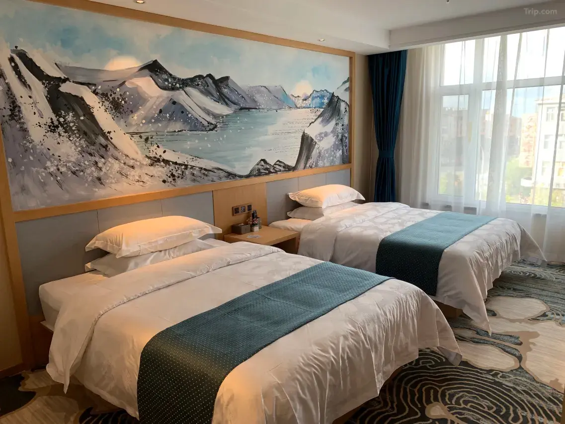 20041a000001912krE283_W_1280_853_R5