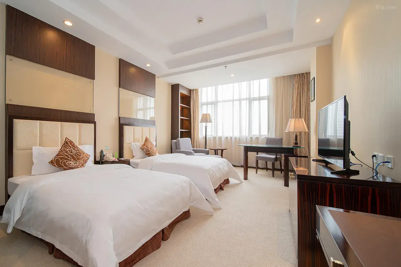 200714000000wfxtc77BD_W_1280_853_R5-1