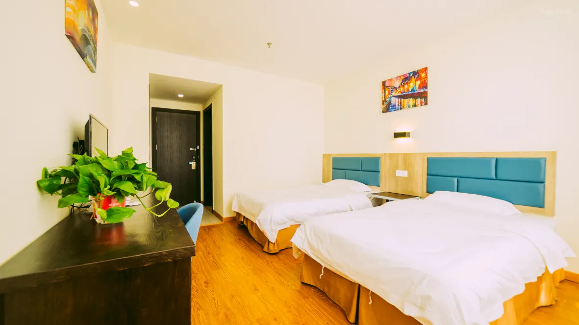 200e16000000zh4o5F568_W_1280_853_R5