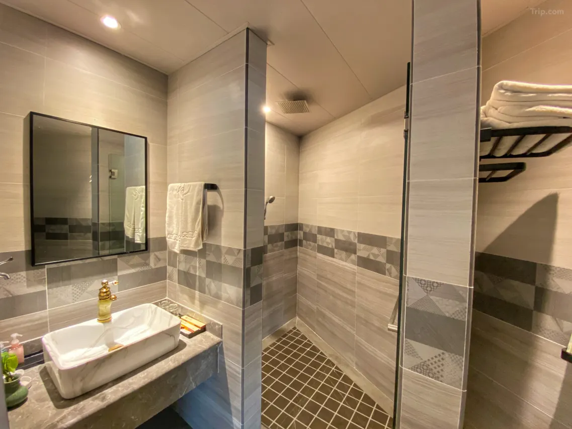 200g1c000001dlw2r9B16_W_1280_853_R5-1