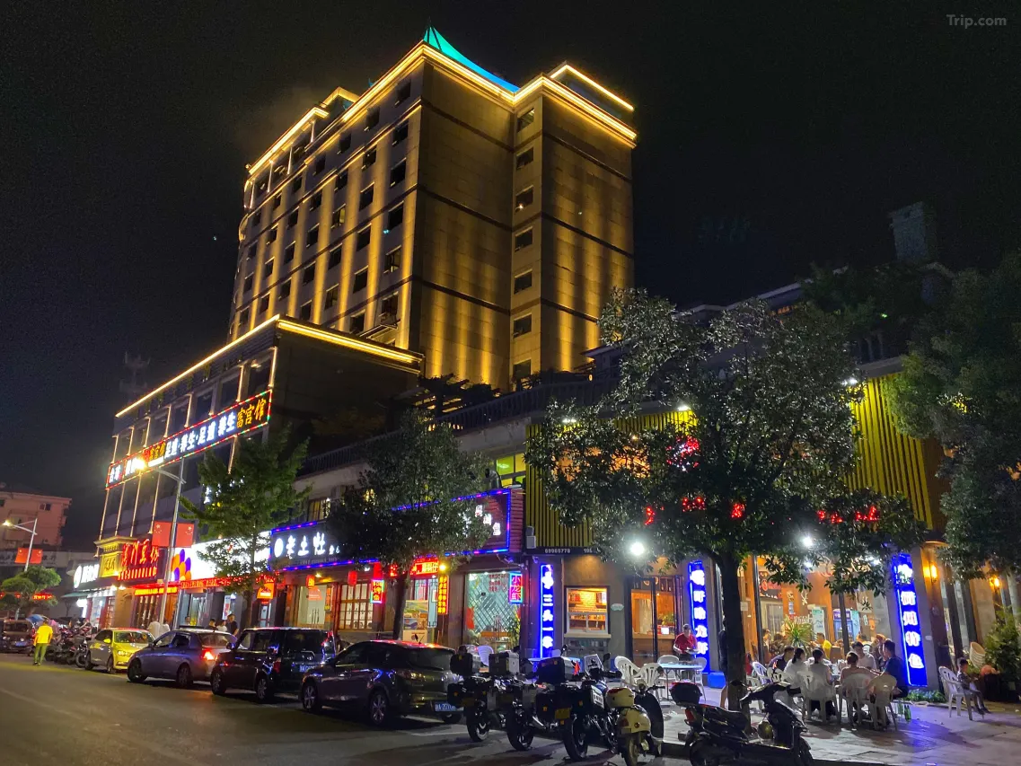 200v190000015zx502E96_W_1280_853_R5-1