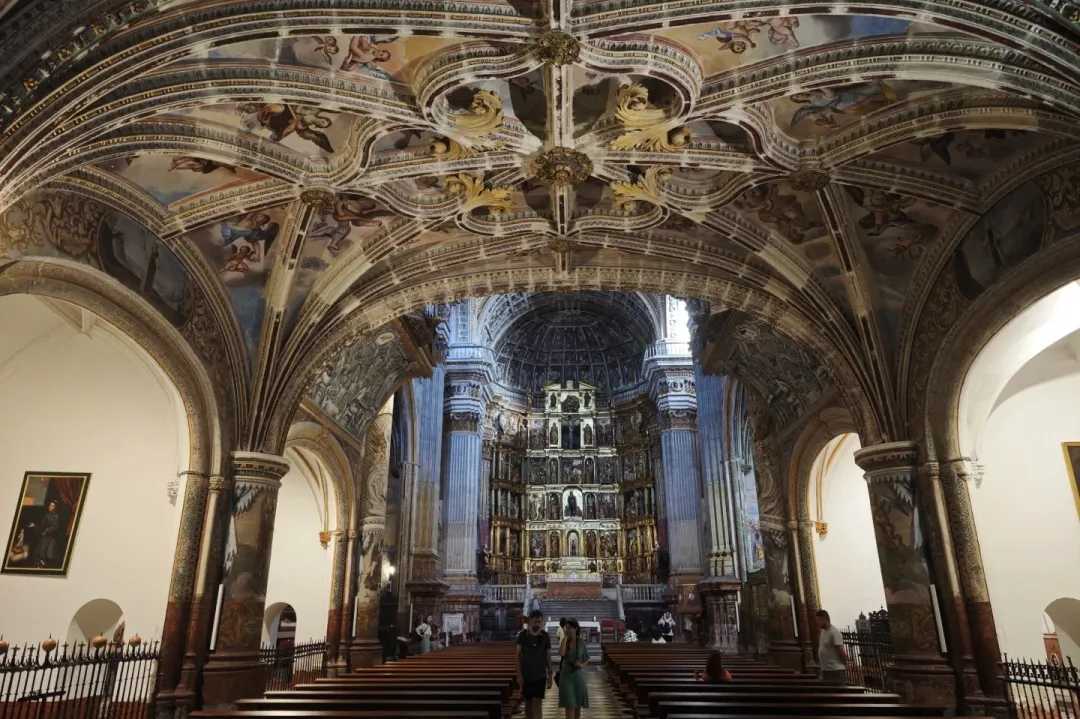 2103005ea087184d106400c2fc844d44-sz_552392