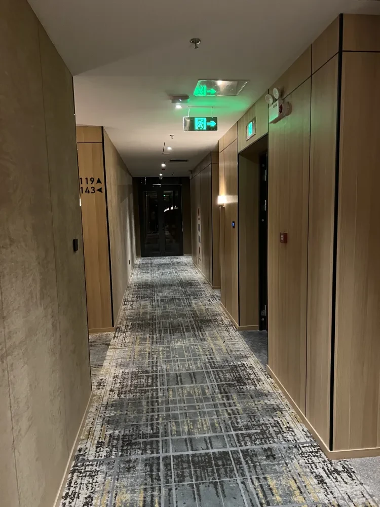 22ee1cca182bf4257476d0ebd0d0179b-sz_2141378