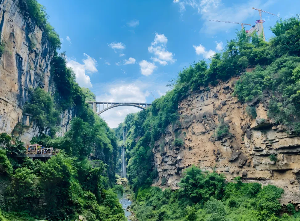 25ead9e3df1201513e120fc1cea2b7a8-sz_1474301