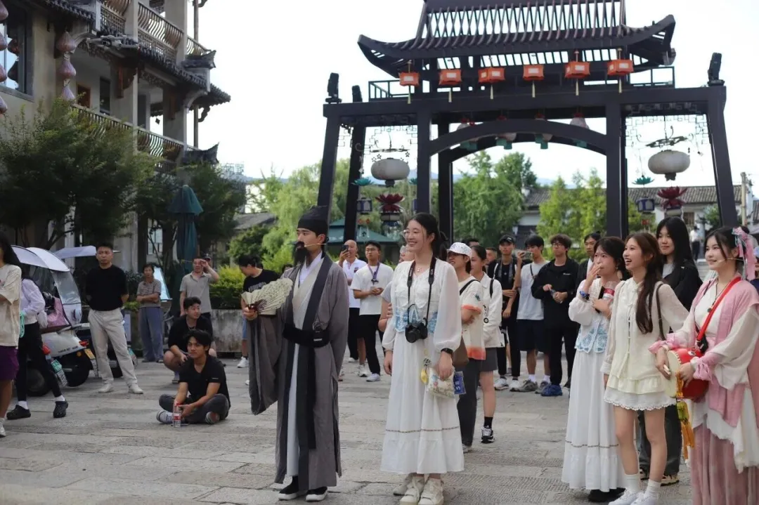 2b50414d02dd079f41045863f5b1bd18-sz_201273