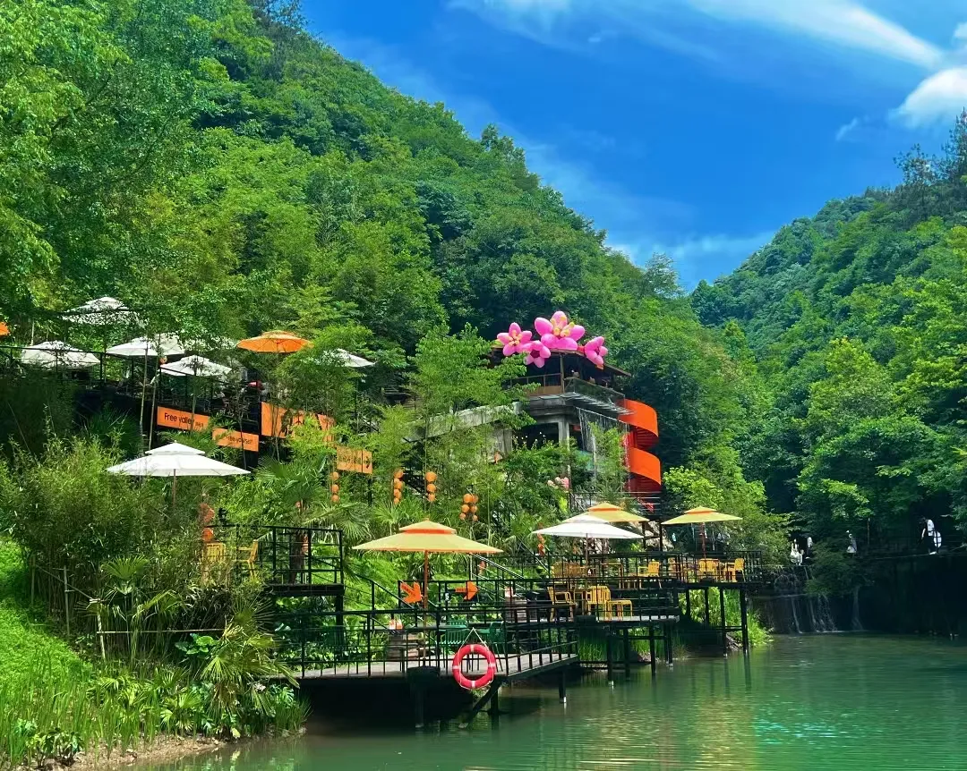 2b8fe7f7fb15d6a92d26de5ac025f113-sz_2537690