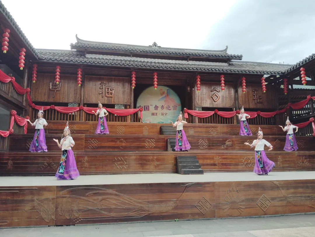 2c2310dcb96bb47895eda49f43053ba4-sz_1075427