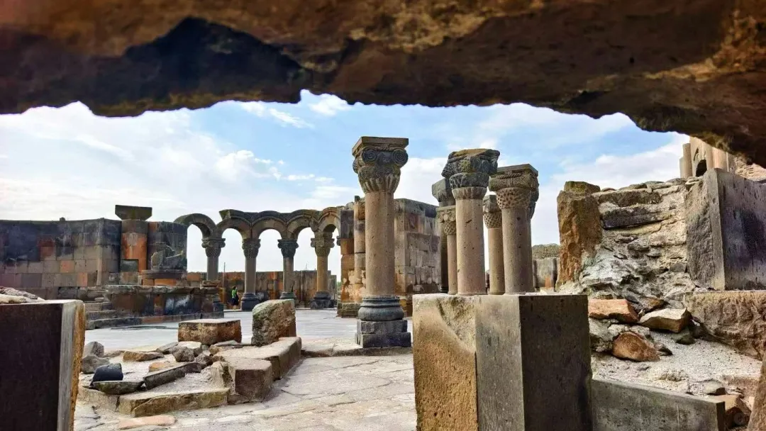 2fcd714ac9dd8d4063e17d1ff9ef71b2-sz_342394