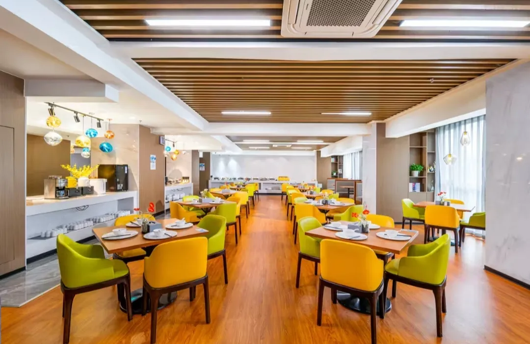 37cd491fff72c7e659bf7393bc19f568-sz_274336