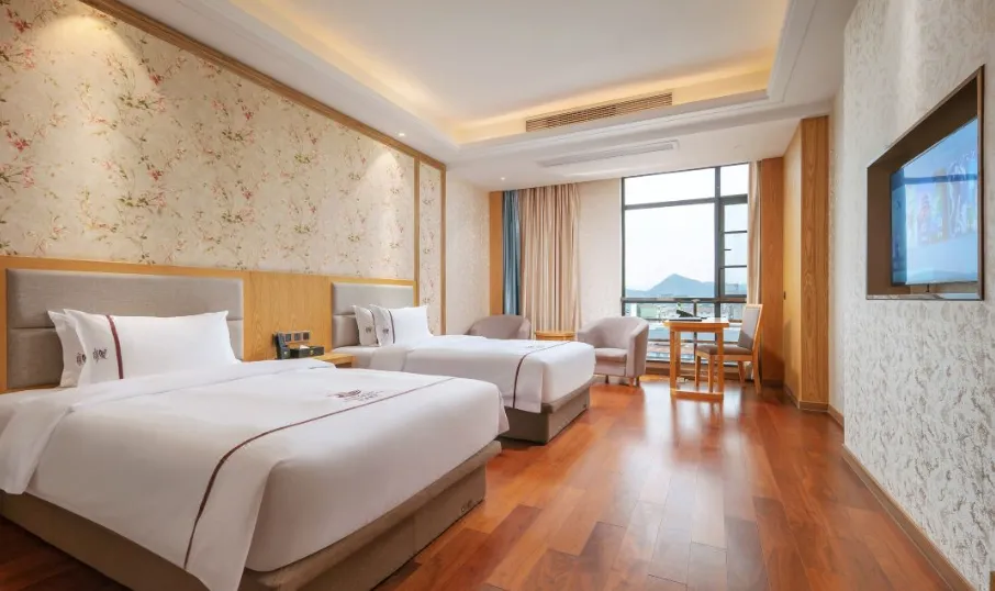 38a569c497904c46d6f1d6c389f0b25b-sz_703069